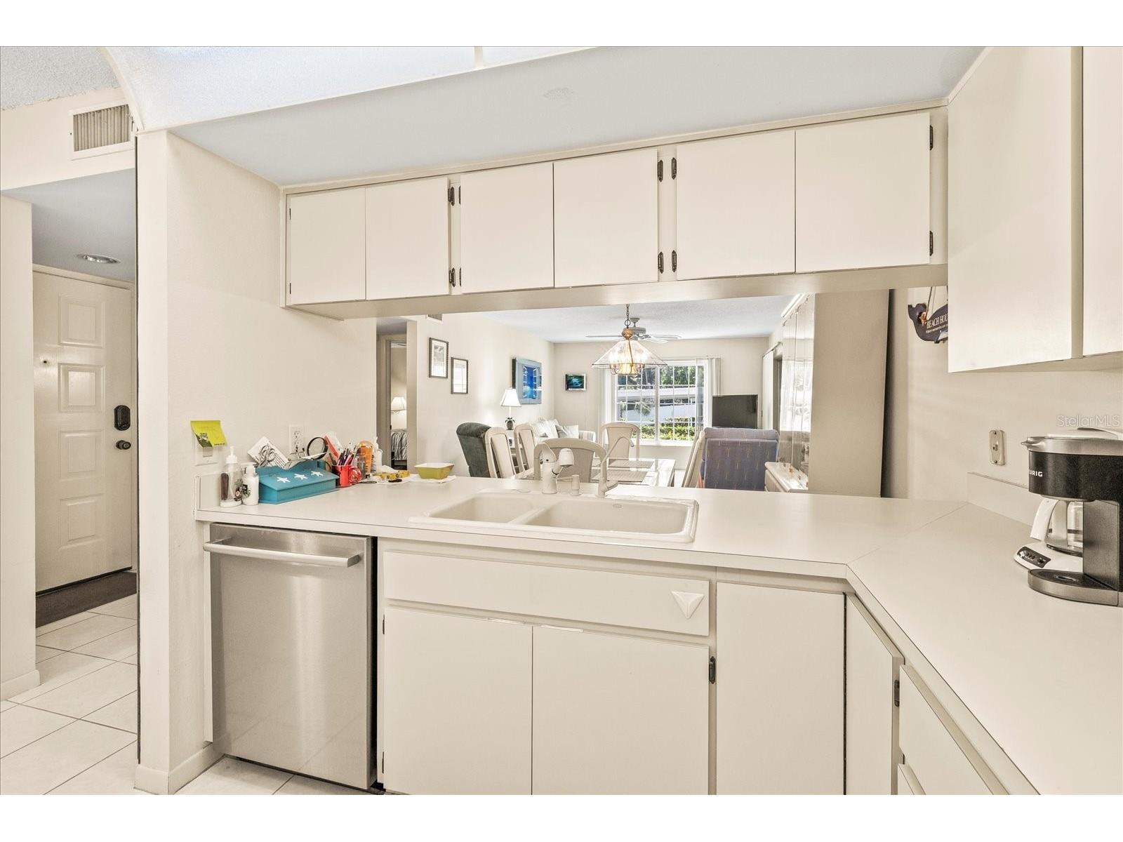 12141 Spartan Way #102 Hudson FL 34667 TB8478872 image6