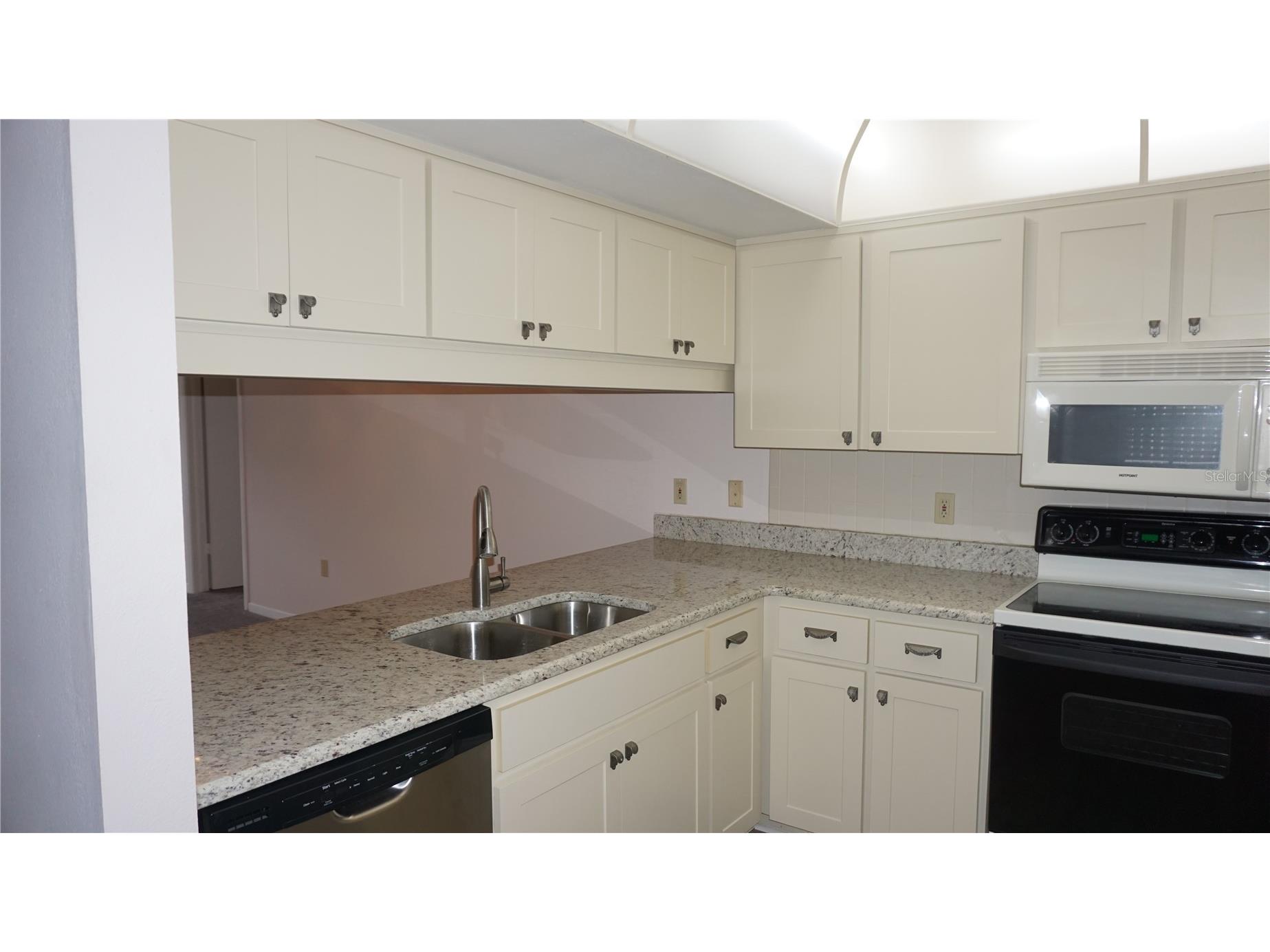 12141 Spartan Way #204 Hudson FL 34667 W7887511 image5