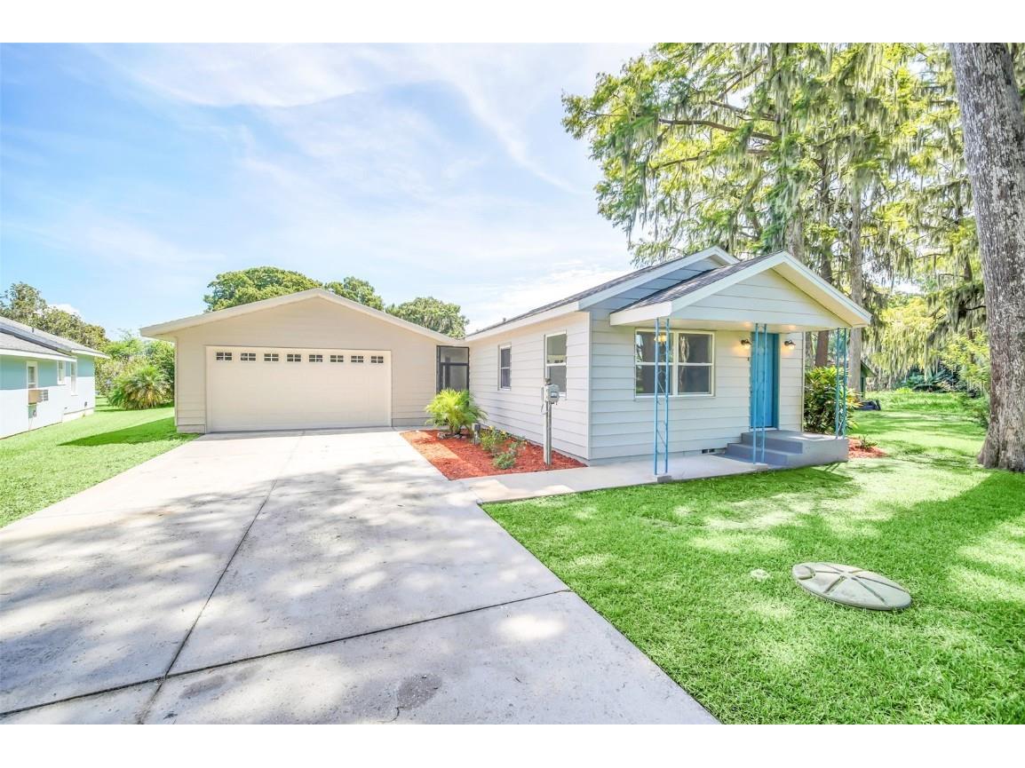 12143 Canal Street Tavares FL 32778 - LAKE EUSTIS HARRIS CHAIN G5072321 image1