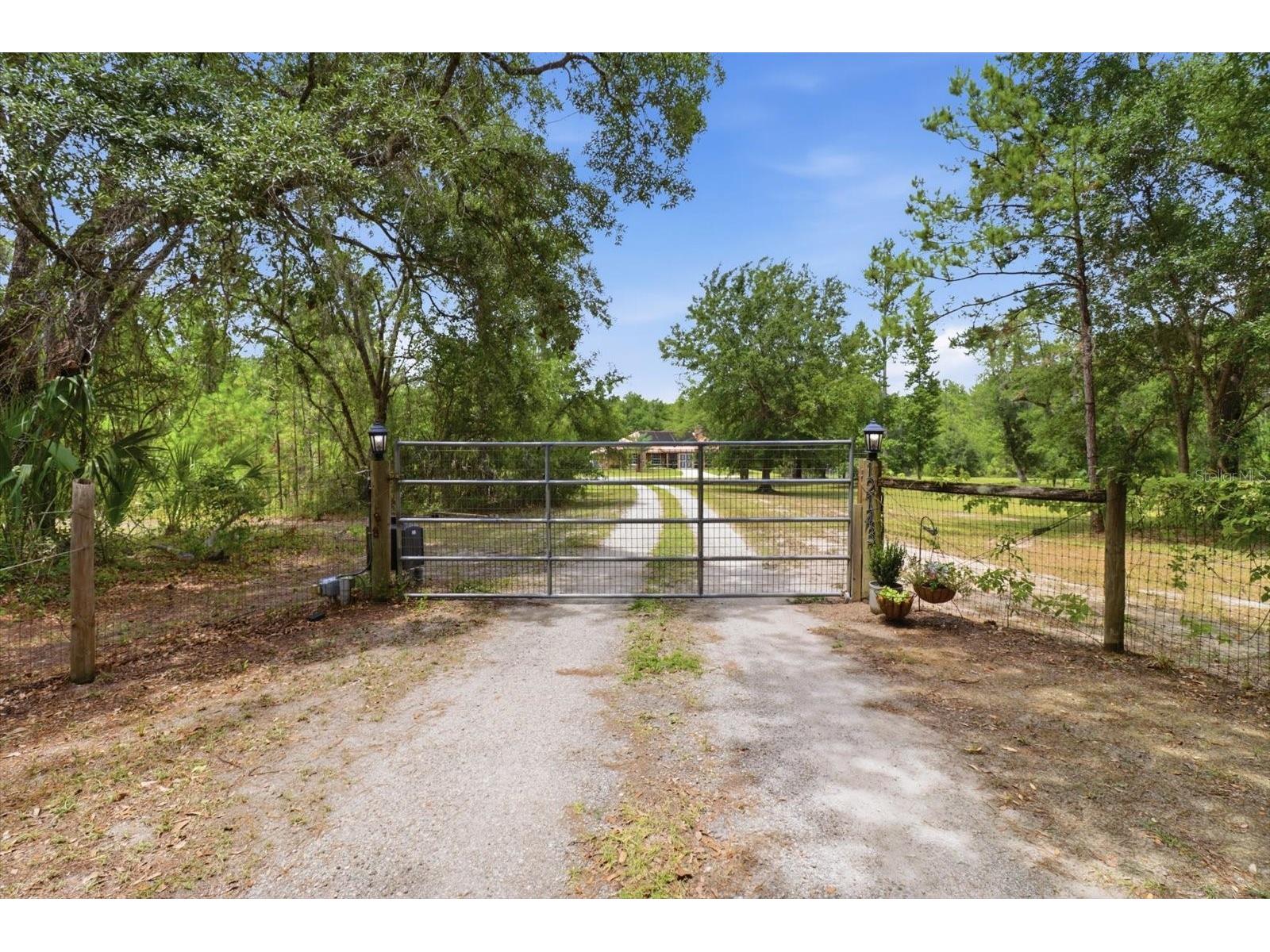 12143 NE 47th Place Silver Springs FL 34488 OM727514 image5