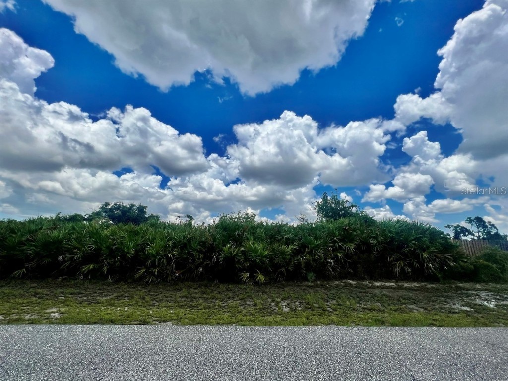 12146 Richards Avenue Port Charlotte FL 33981 C7508349 image1