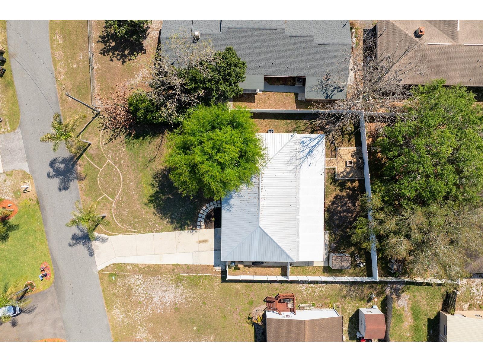12146 Virginia Drive Leesburg FL 34788 O6394696 image28