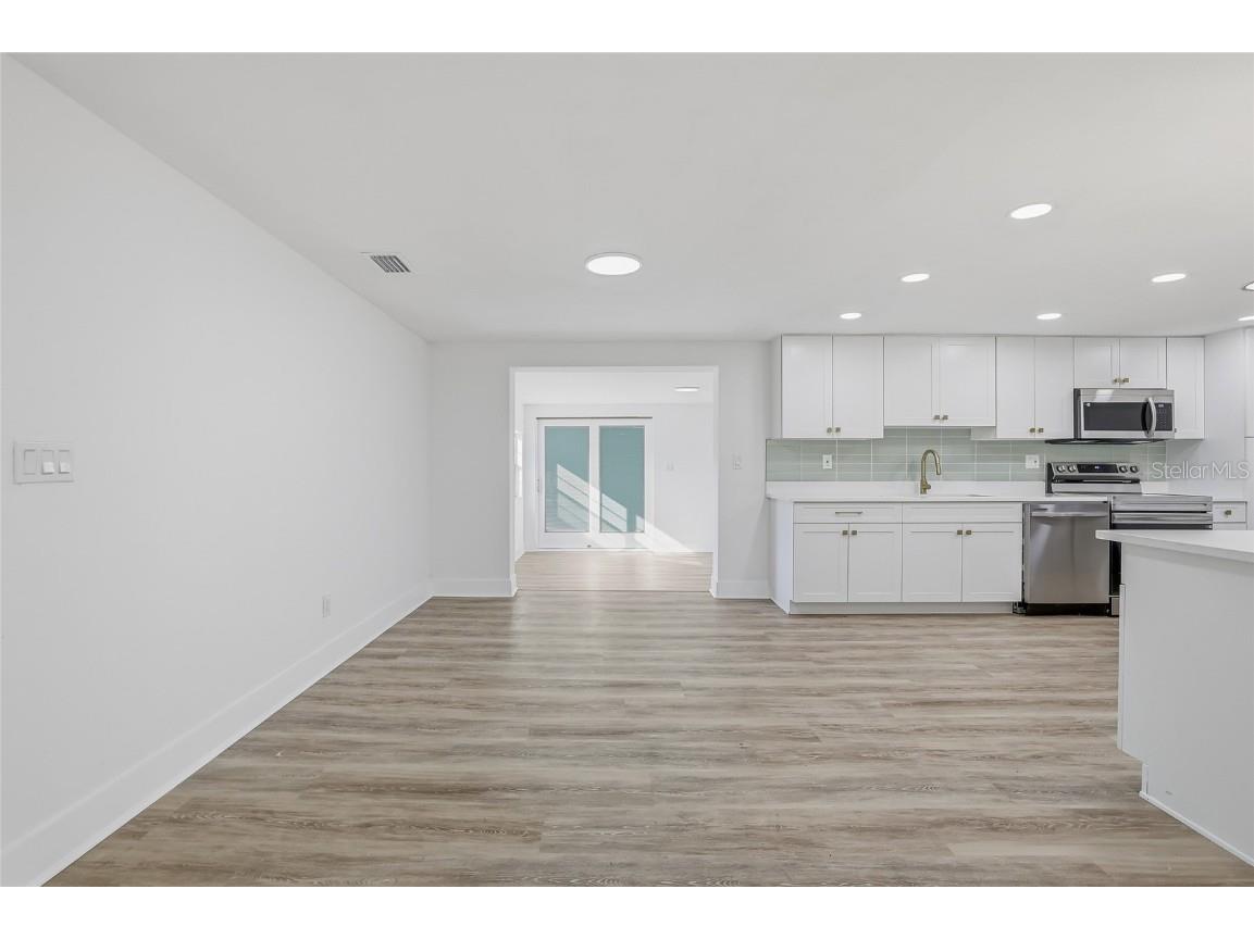 12147 Scott Drive Dade City FL 33525 TB8456962 image6