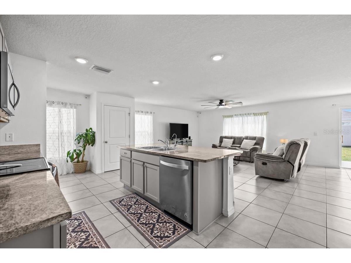 12148 White Cypress Place Riverview FL 33569 TB8481077 image10