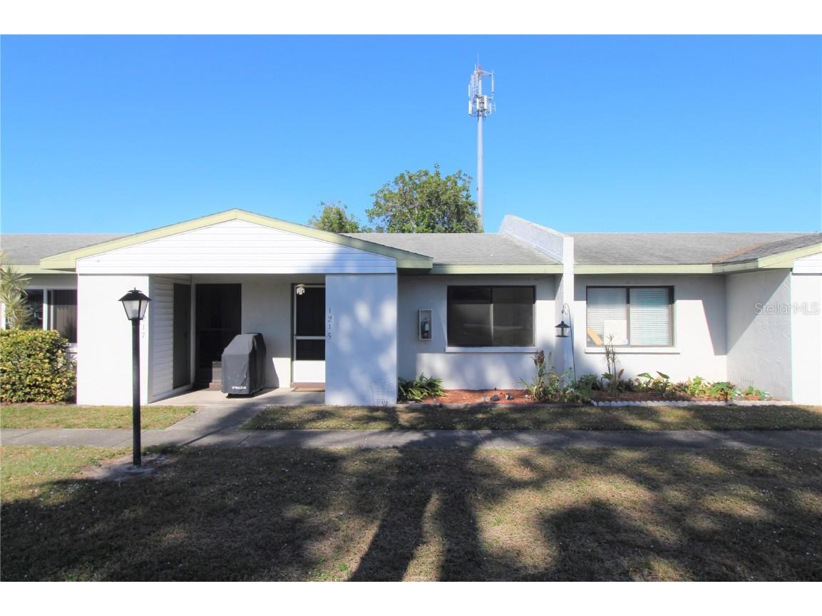 1215 68th Avenue Drive W #1215 Bradenton FL 34207 A4554783 image1