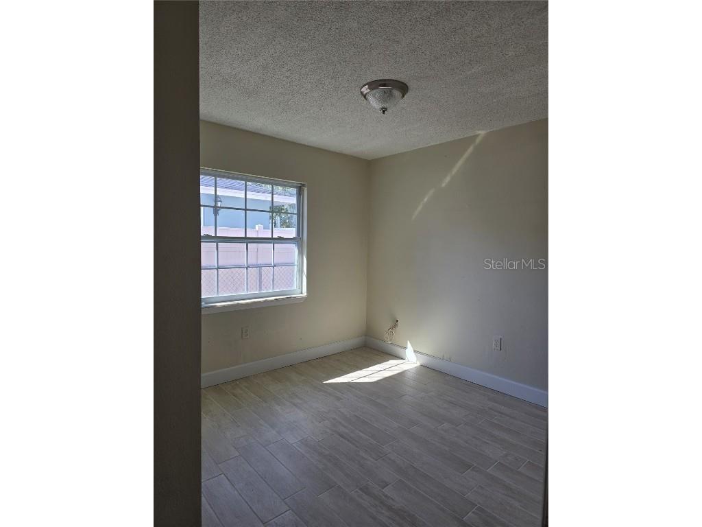 1215 6th Street W Bradenton FL 34205 A4668754 image8