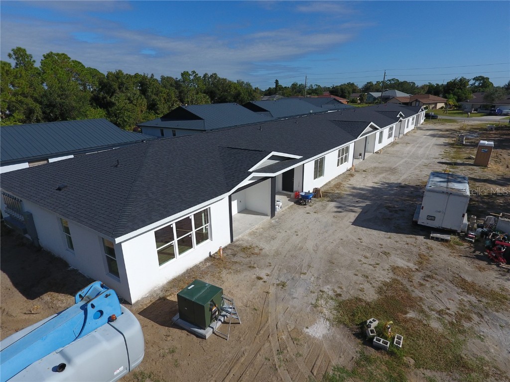 1215 Capricorn Boulevard Punta Gorda FL 33983 C7516987 image5