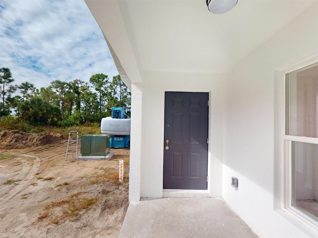 1215 Capricorn Boulevard Punta Gorda FL 33983 C7516987 image9