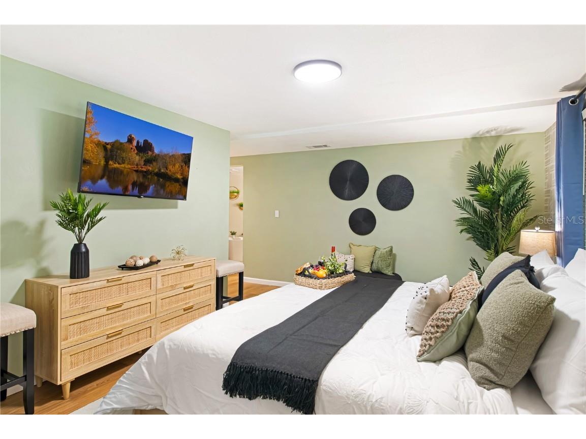 1215 E North Street Tampa FL 33604 TB8454493 image21