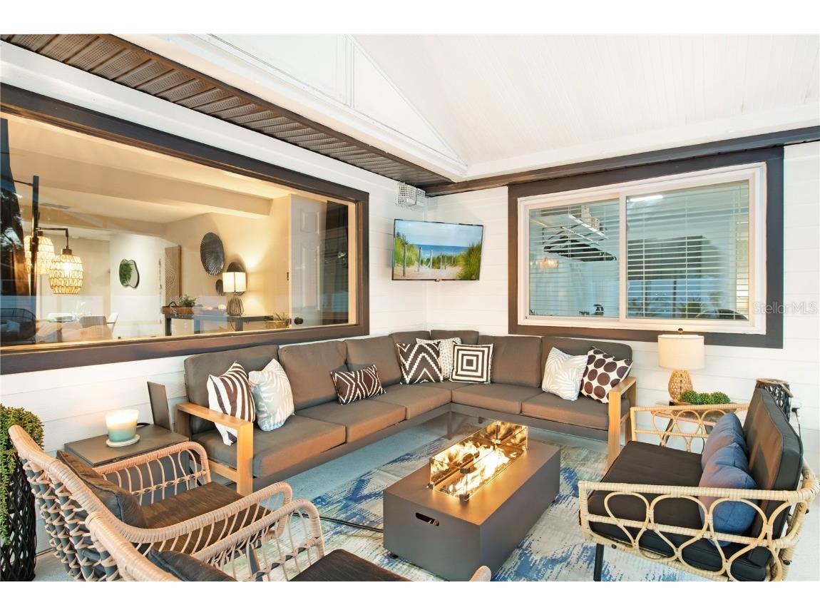 1215 E North Street Tampa FL 33604 TB8454493 image26