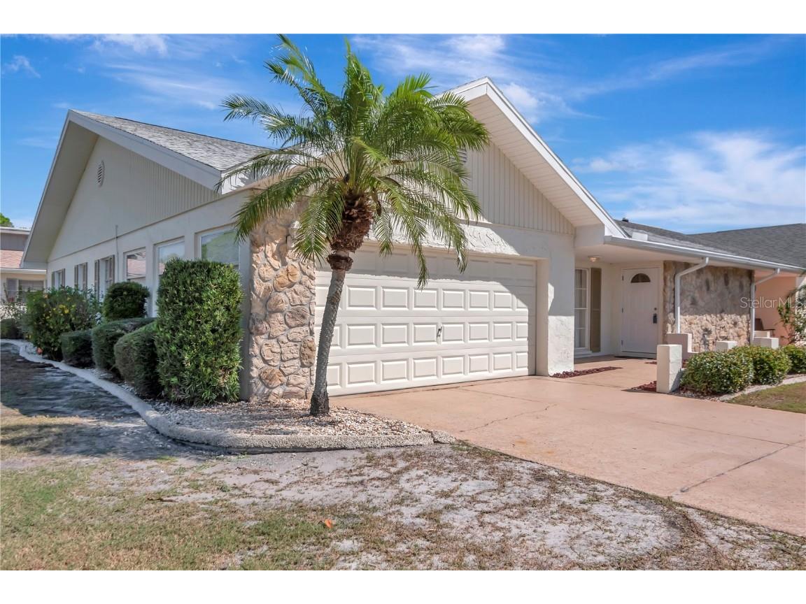 1215 Eastloch Court Sun City Center FL 33573 T3361224 image1
