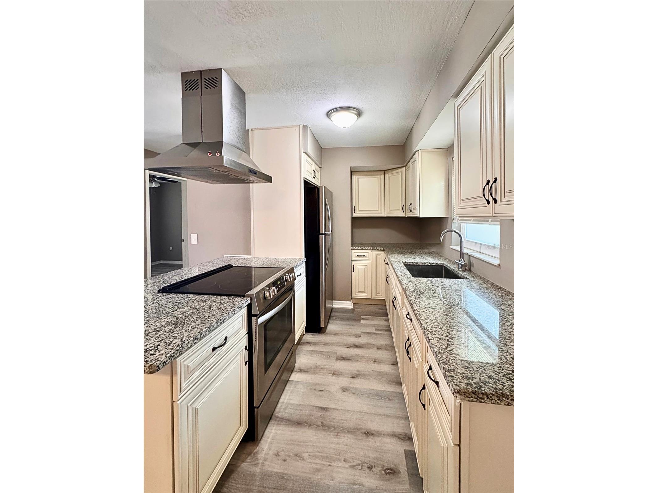1215 Gatewood Avenue Spring Hill FL 34608 W7883296 image7