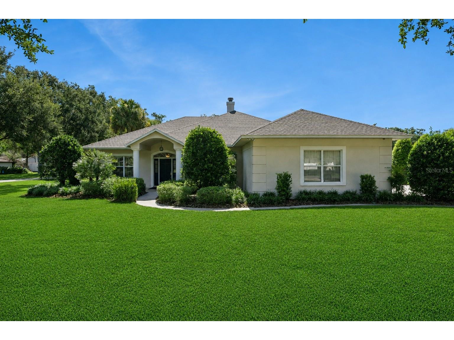 1215 Gray Court Eustis FL 32726 - LAKE JOANNA O6422514 image1