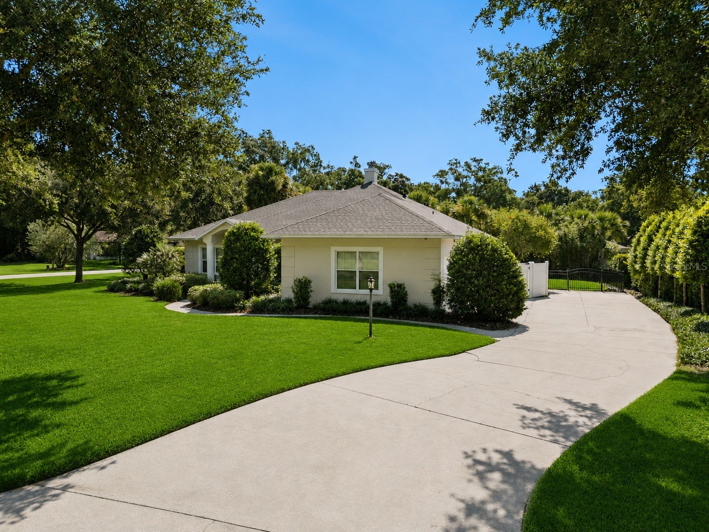 1215 Gray Court Eustis FL 32726 - LAKE JOANNA O6422514 image3