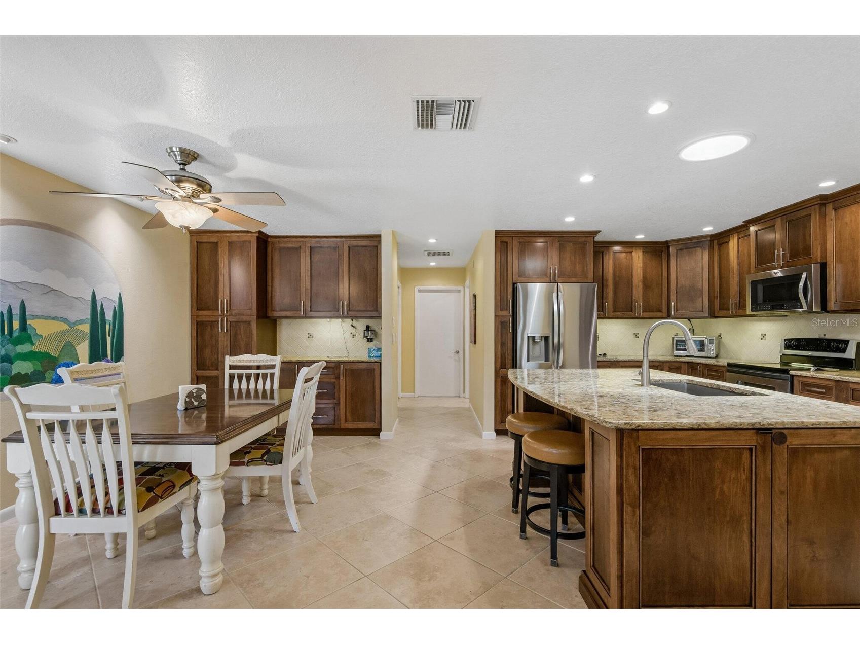 1215 Huntington Lane Safety Harbor FL 34695 O6402297 image11