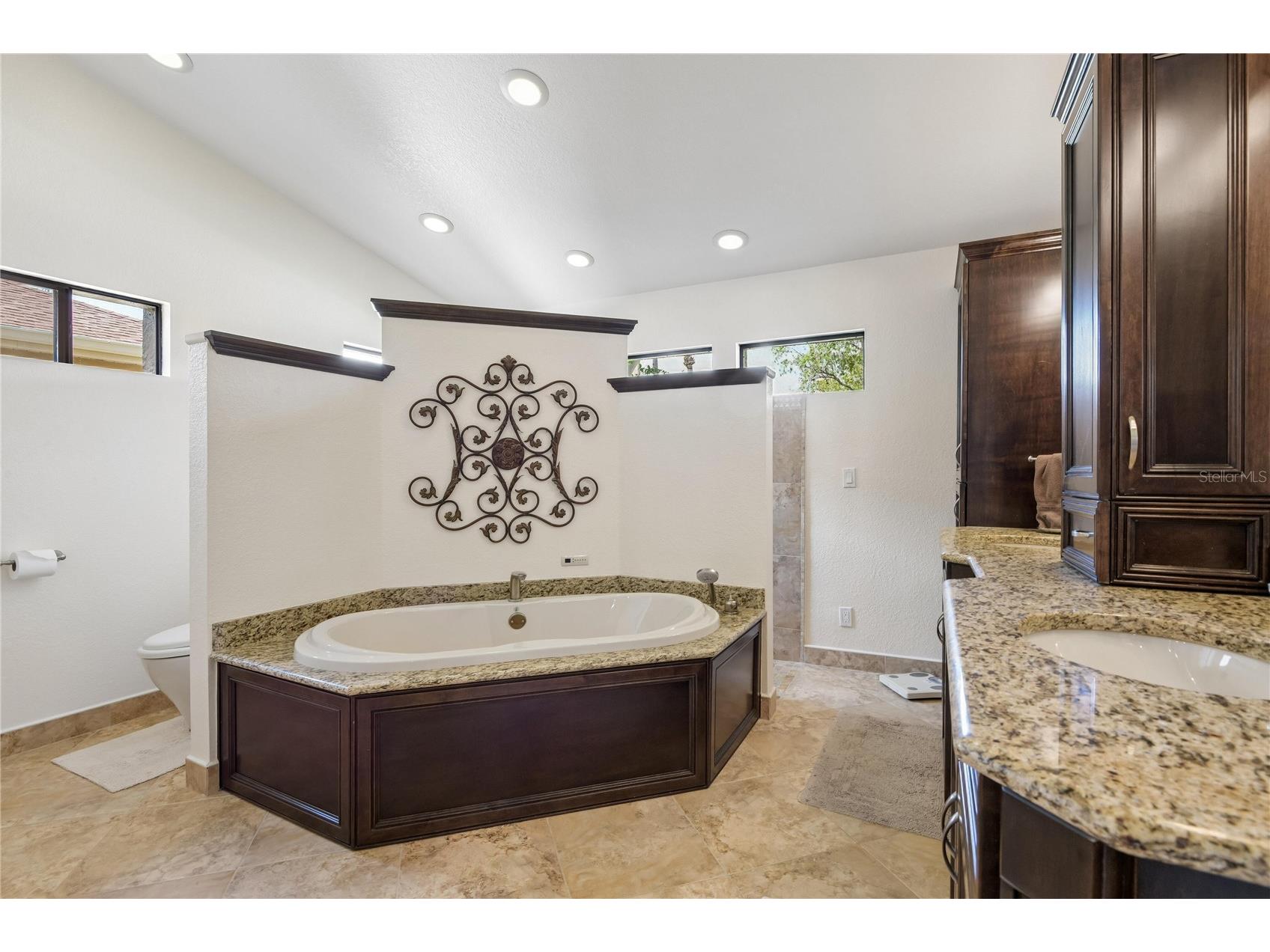 1215 Huntington Lane Safety Harbor FL 34695 O6402297 image15