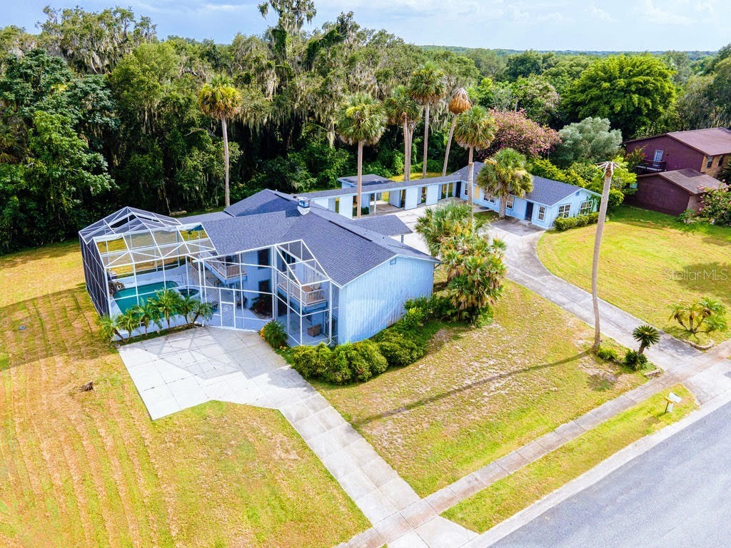 1215 La Salida Way Leesburg FL 34748 O6124935 image1