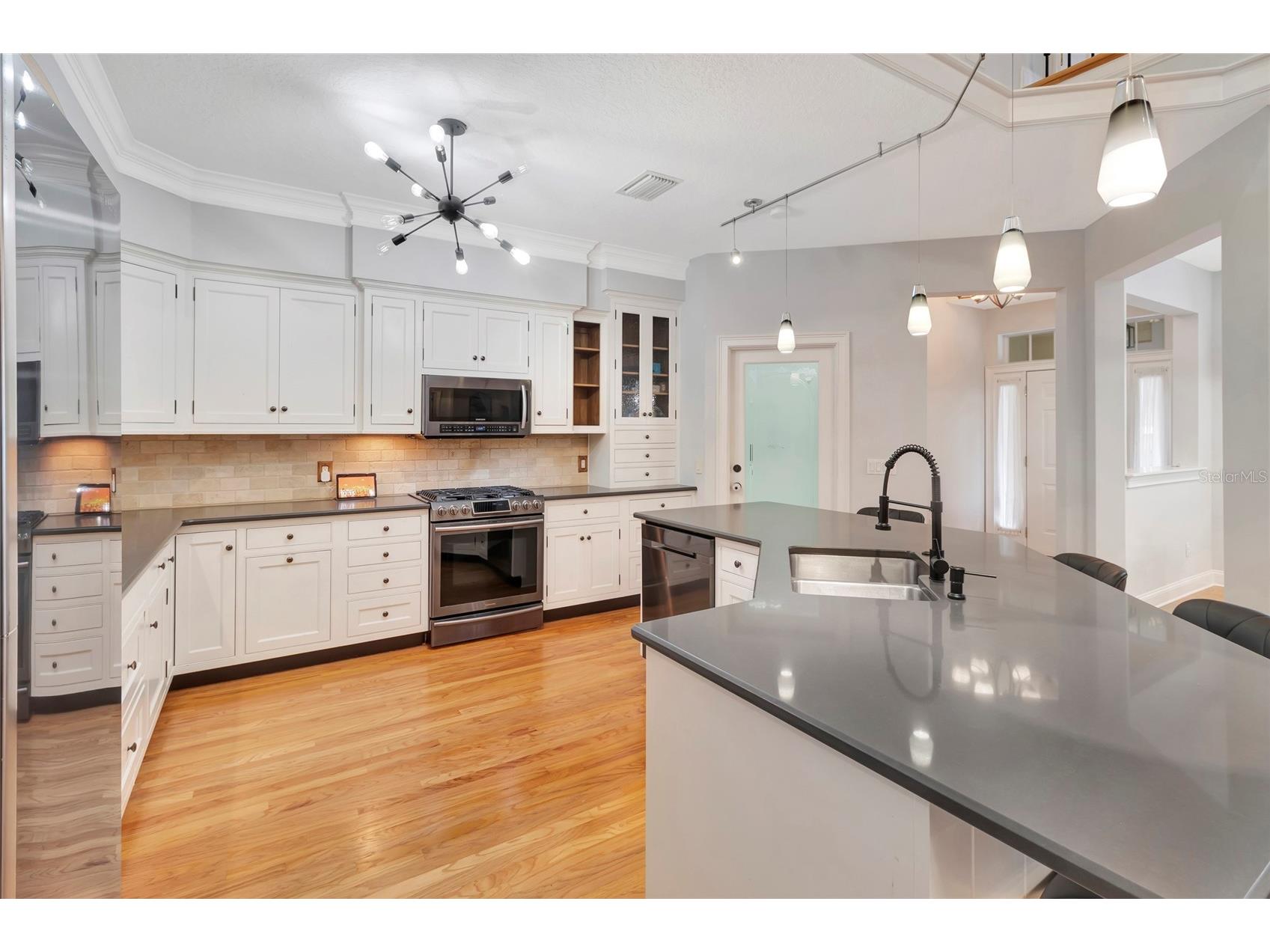 1215 Lakeshore Drive Eustis FL 32726 - LAKE EUSTIS G5110843 image12