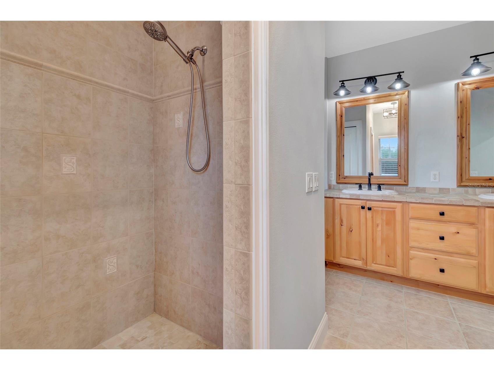 1215 Lakeshore Drive Eustis FL 32726 - LAKE EUSTIS G5110843 image44