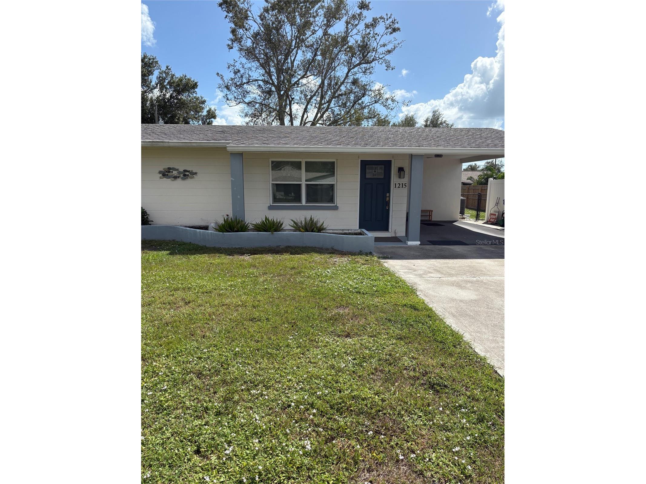 1215 Laurel Avenue Venice FL 34285 N6140906 image1