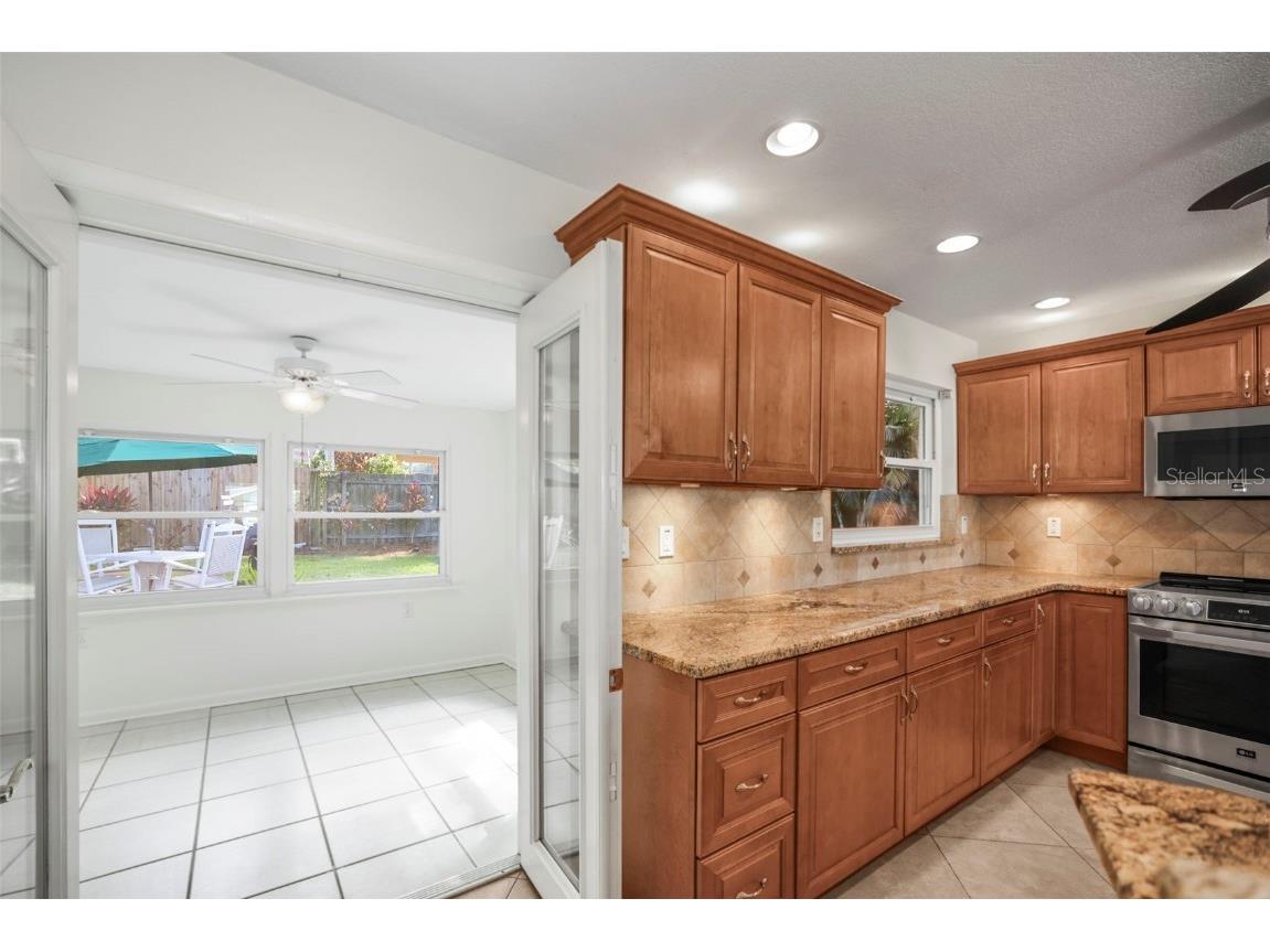 1215 Lazy Lake Road E Dunedin FL 34698 TB8444089 image7