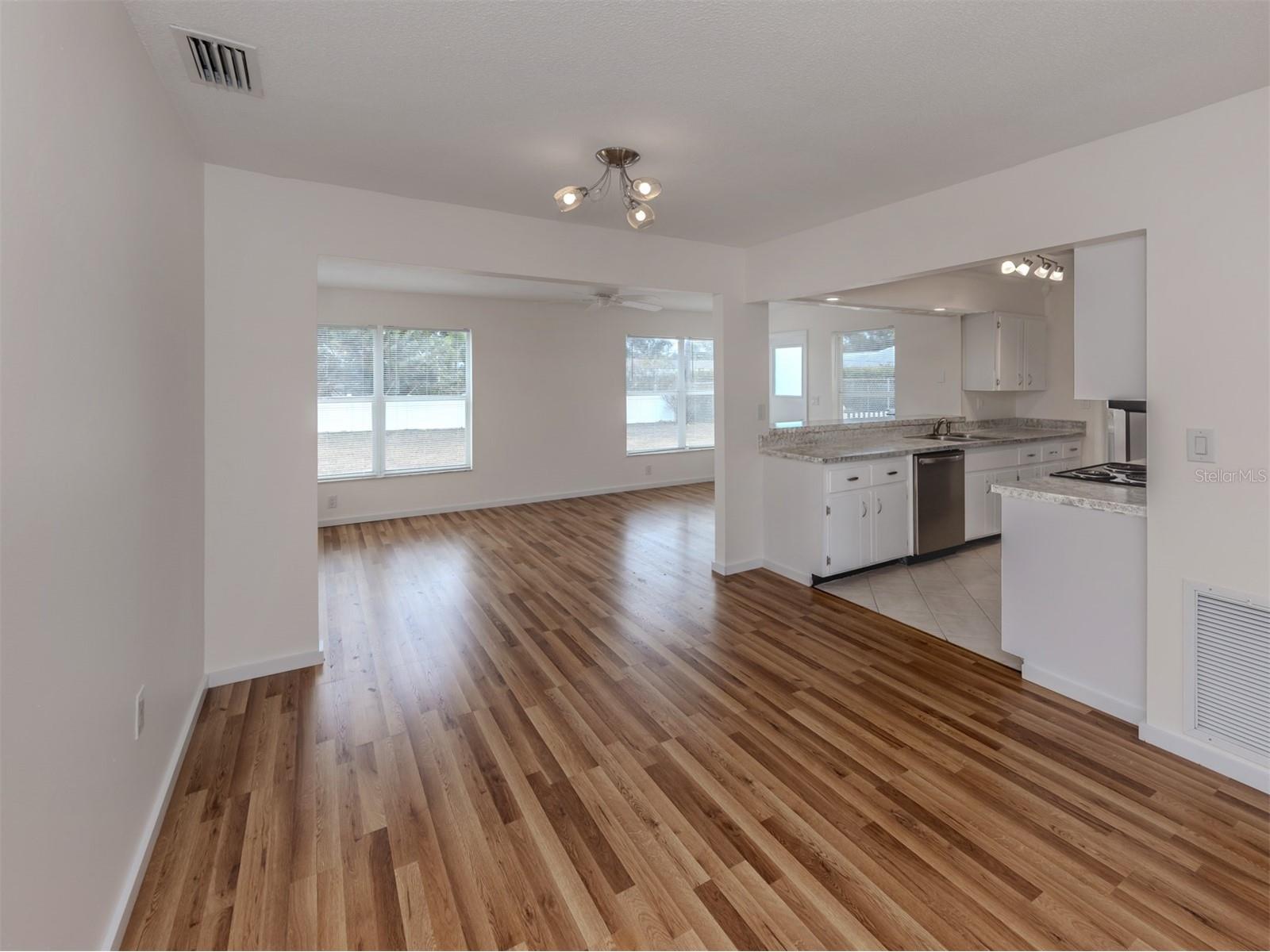 1215 Mango Avenue Venice FL 34285 N6142720 image7