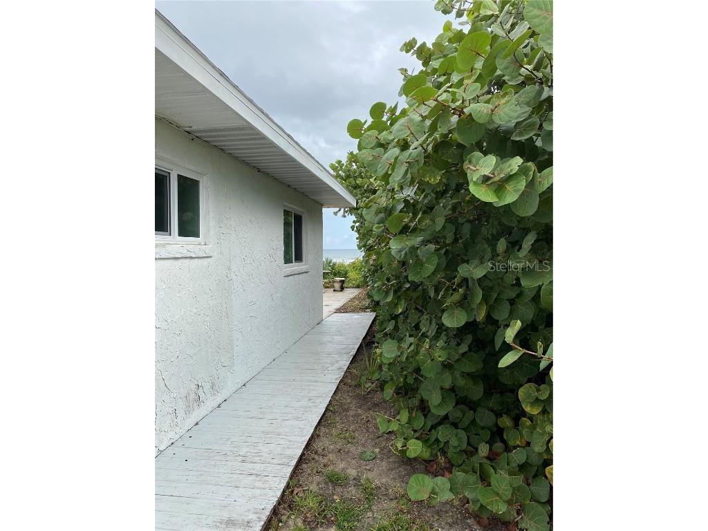 1215 N Atlantic Avenue New Smyrna Beach FL 32169 NS1083161 image6