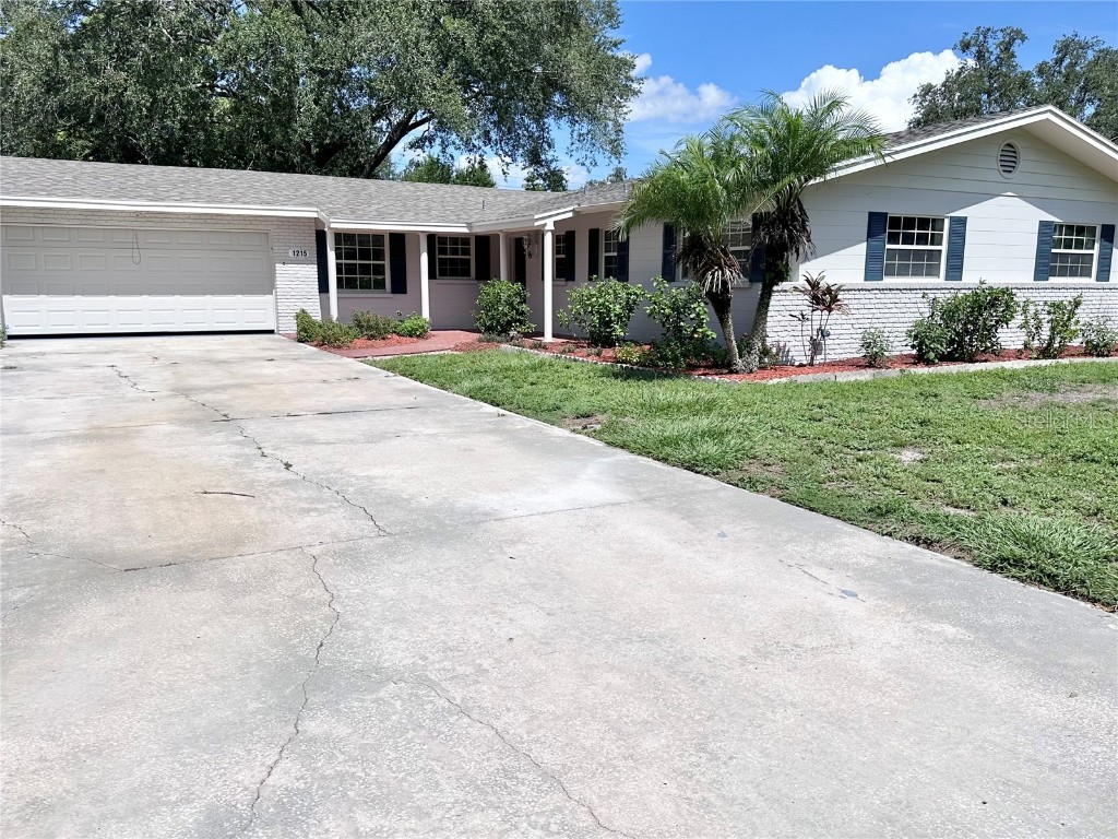1215 Newport Avenue Lakeland FL 33801 L4946141 image1