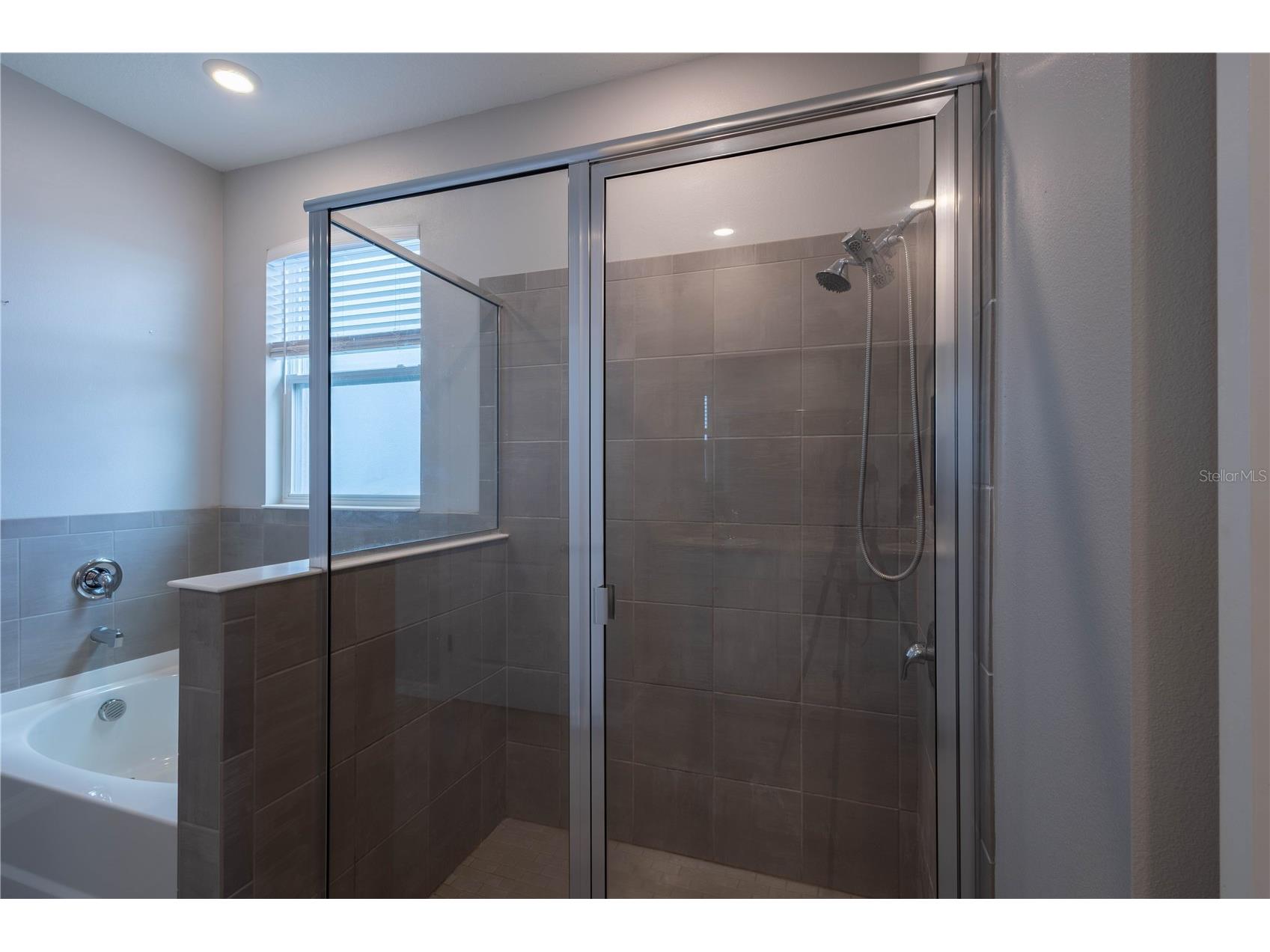 1215 Ocean Spray Drive Ruskin FL 33570 TB8529471 image28