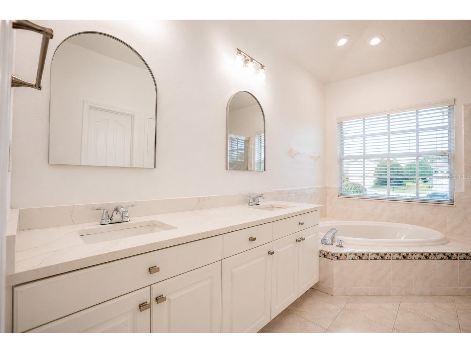 1215 Omeara Court New Port Richey FL 34655 TB8517361 image43
