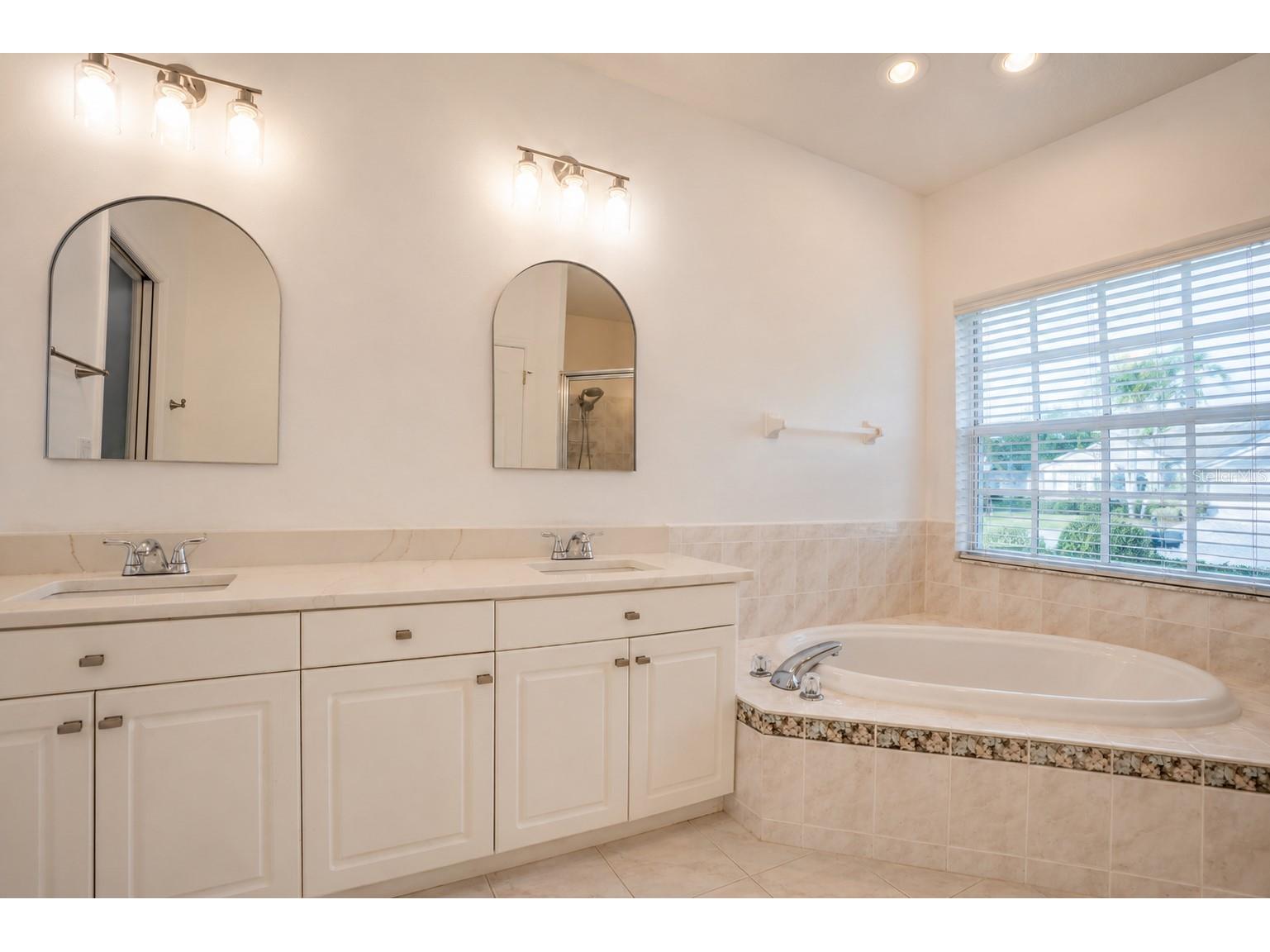 1215 Omeara Court New Port Richey FL 34655 TB8517361 image44