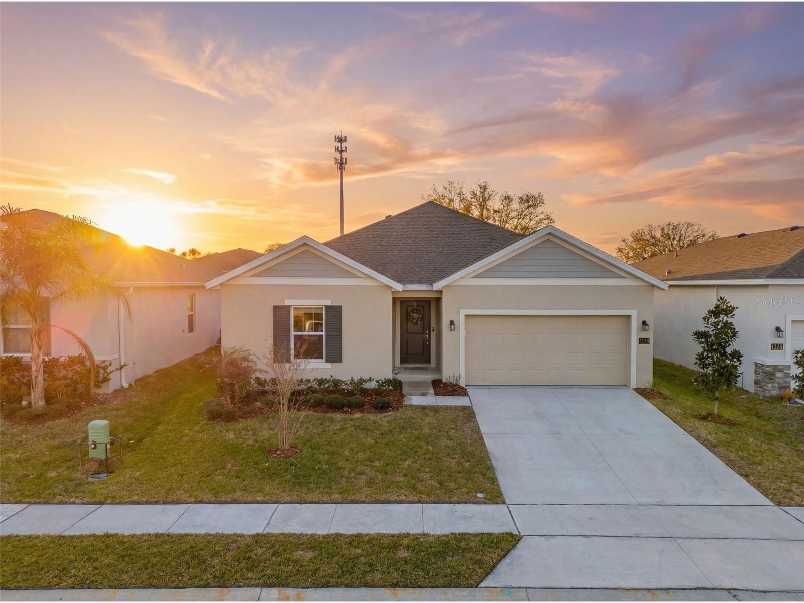 1215 Peach Creek Drive Osteen FL 32764 O6387912 image1