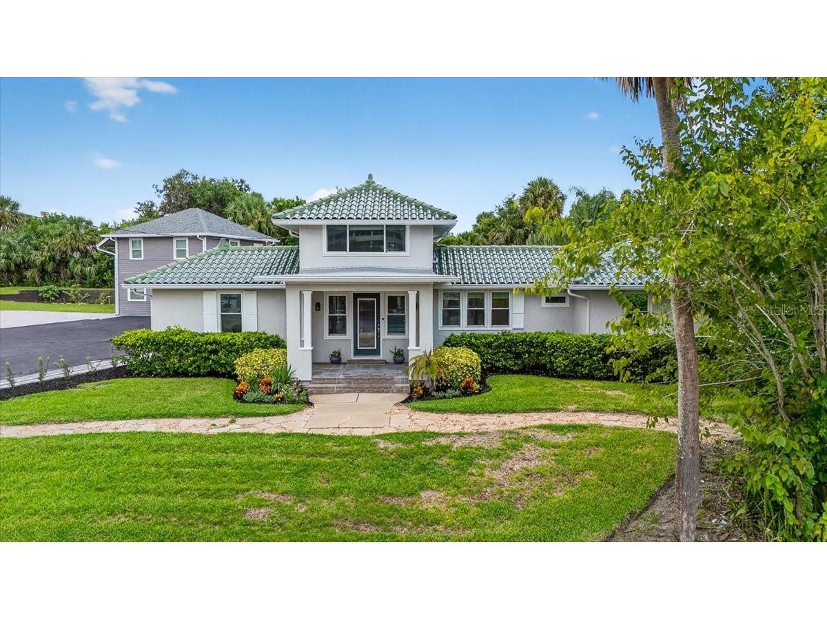 1215 S Peninsula Drive Daytona Beach FL 32118 V4944878 image1