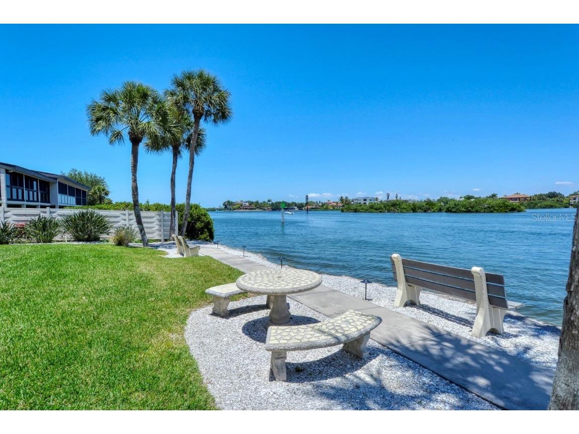 1215 S Portofino Drive #202 Sarasota FL 34242 A4658857 image30