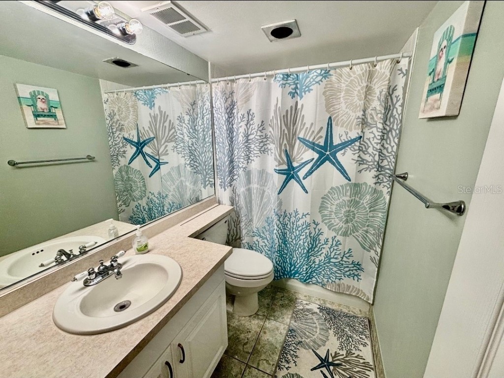 1215 S Portofino Drive #202 Sarasota FL 34242 A4658857 image9