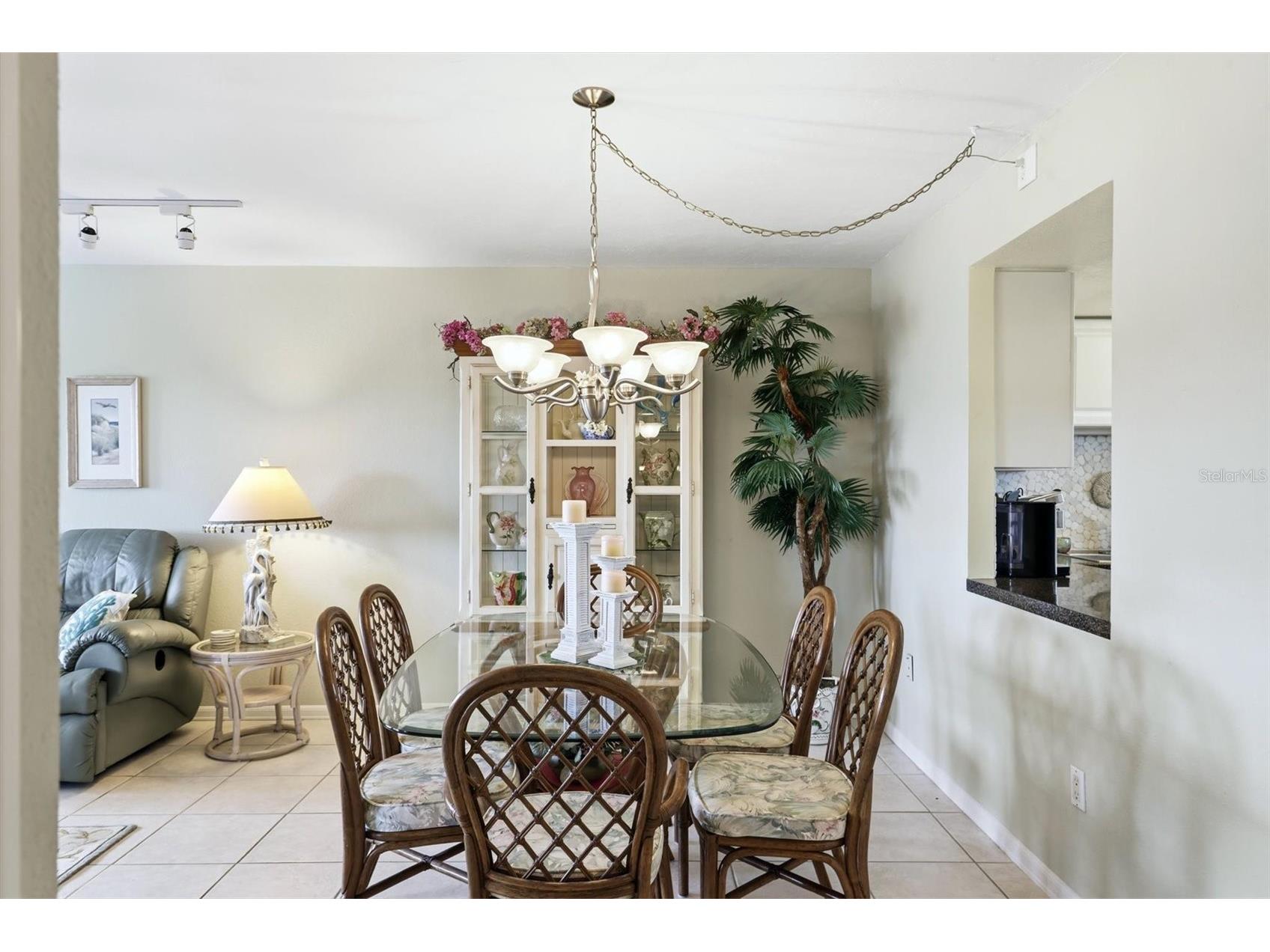 1215 S Portofino Drive #406 Sarasota FL 34242 A4691798 image10