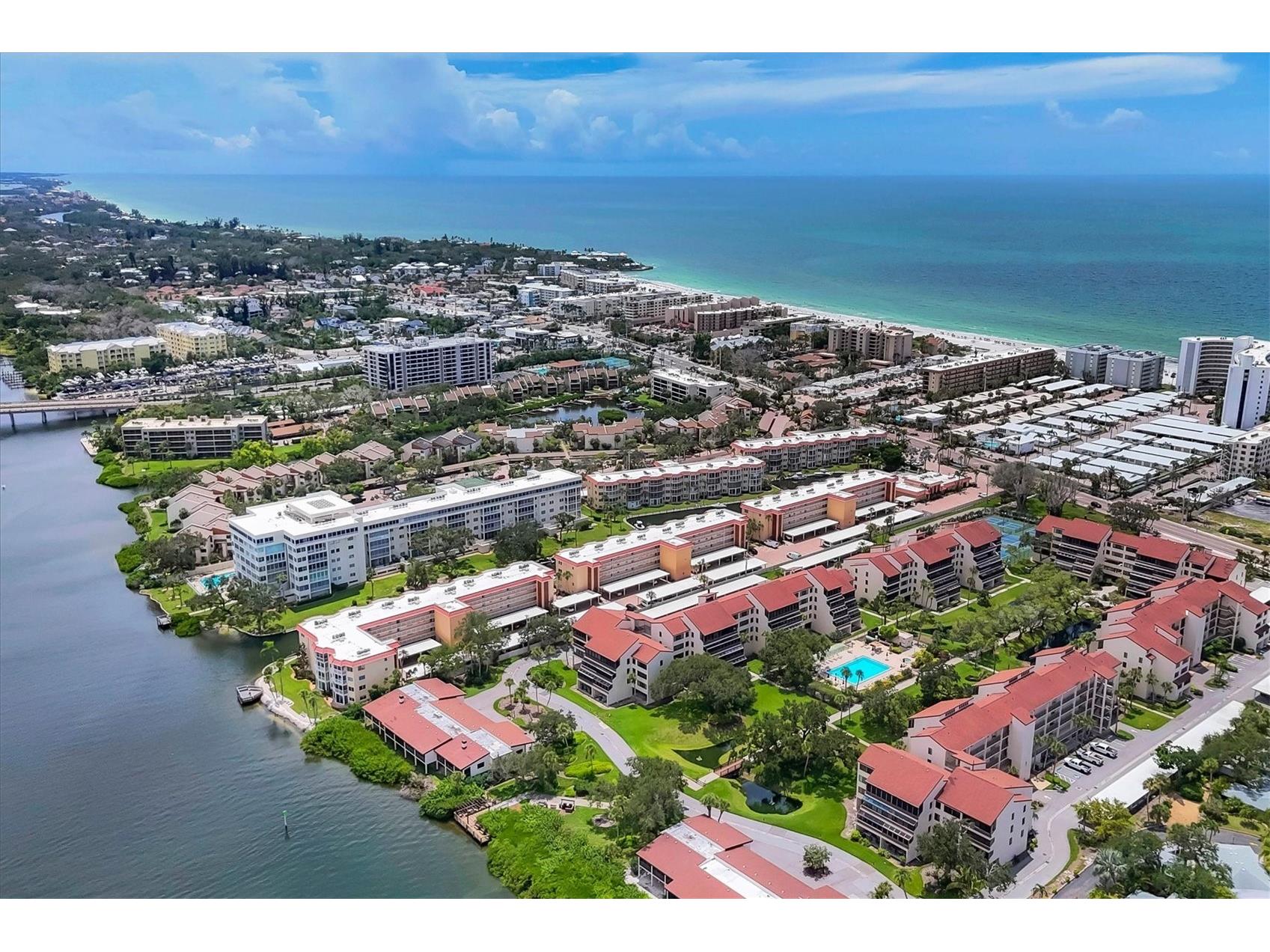 1215 S Portofino Drive #406 Sarasota FL 34242 A4691798 image28