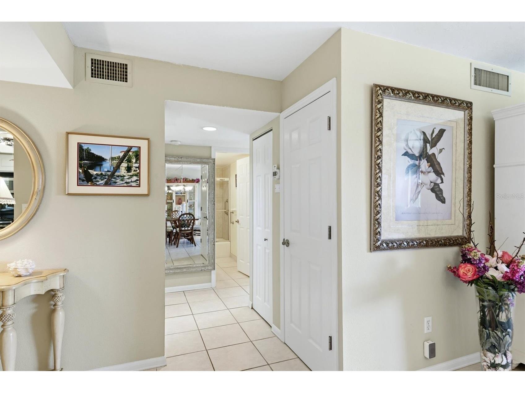 1215 S Portofino Drive #406 Sarasota FL 34242 A4691798 image4
