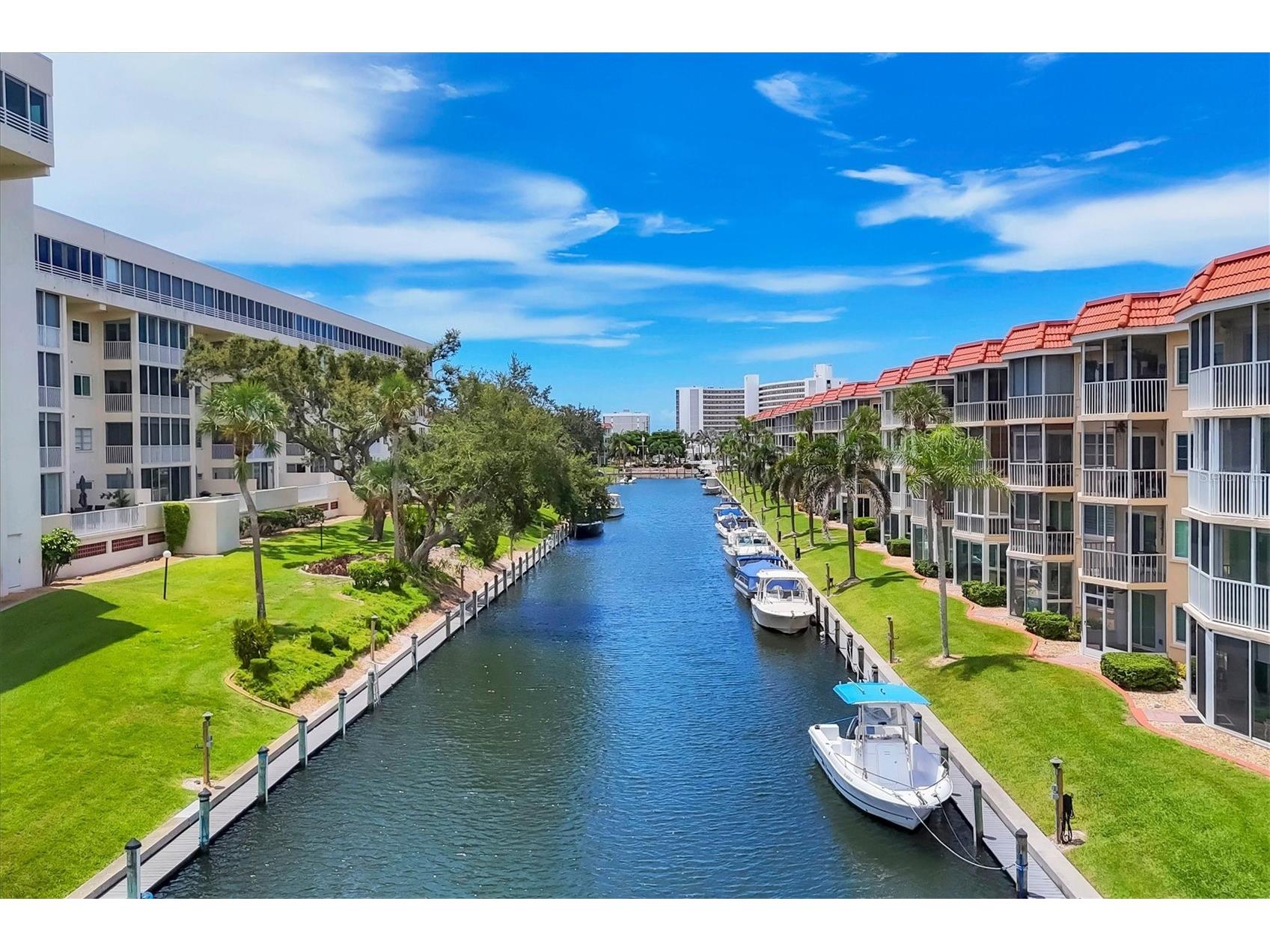 1215 S Portofino Drive #406 Sarasota FL 34242 A4691798 image47