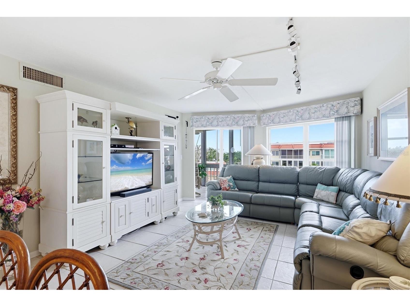 1215 S Portofino Drive #406 Sarasota FL 34242 A4691798 image5