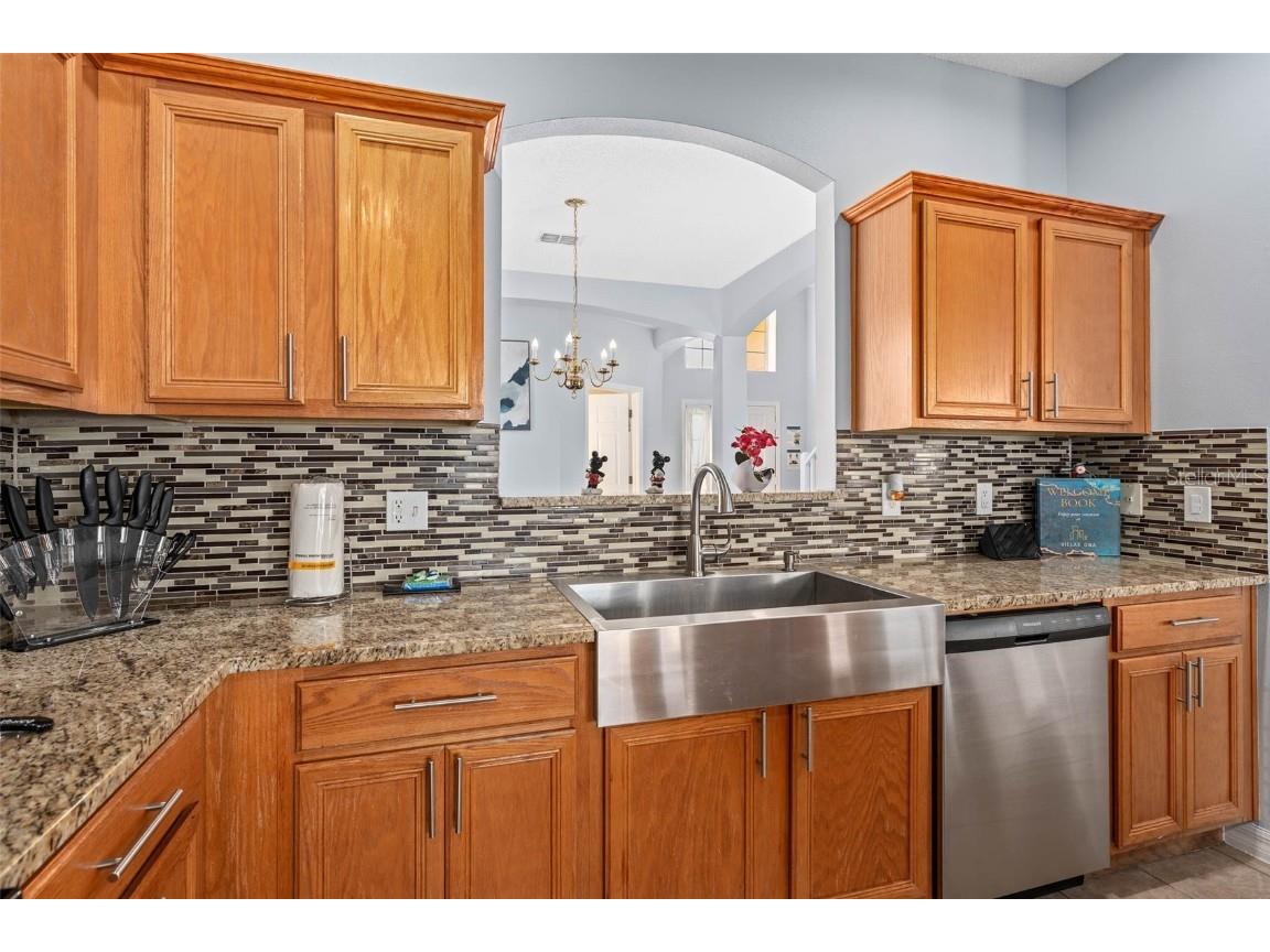 1215 Seasons Boulevard Kissimmee FL 34746 S5119993 image8