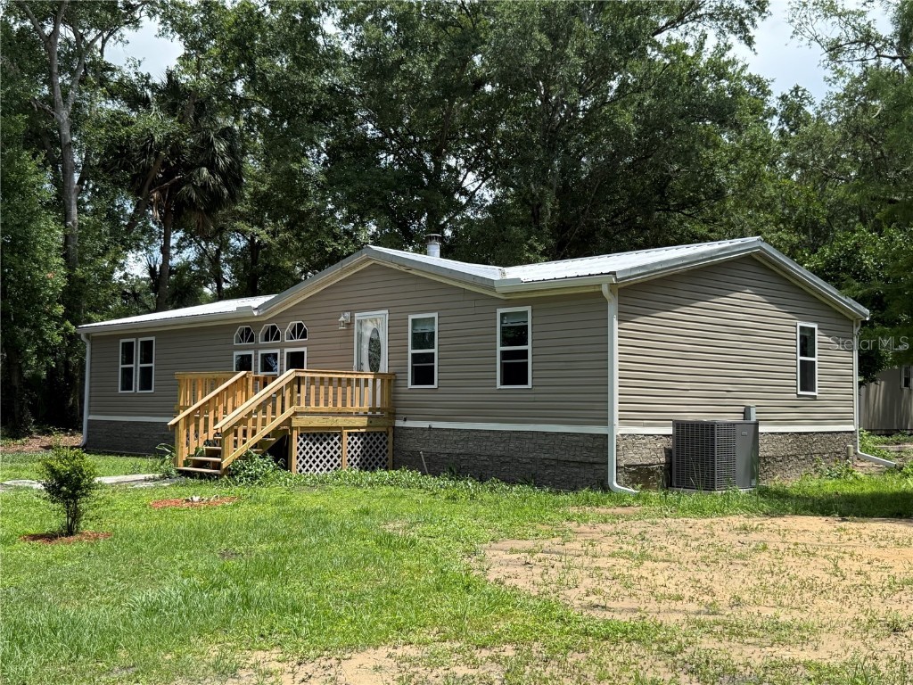 12150 NW 165th Street Reddick FL 32686 OM701445 image1