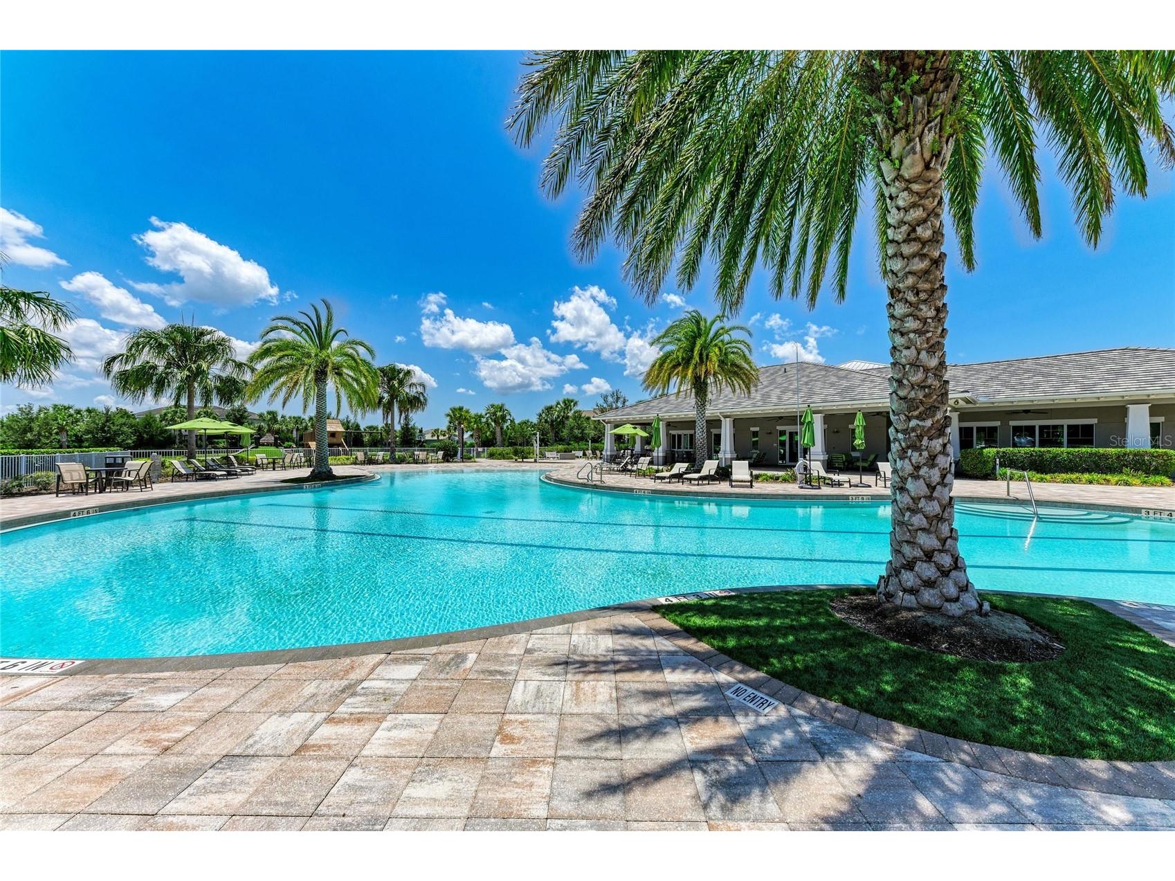 12151 Cranston Way Lakewood Ranch FL 34211 A4692938 image68