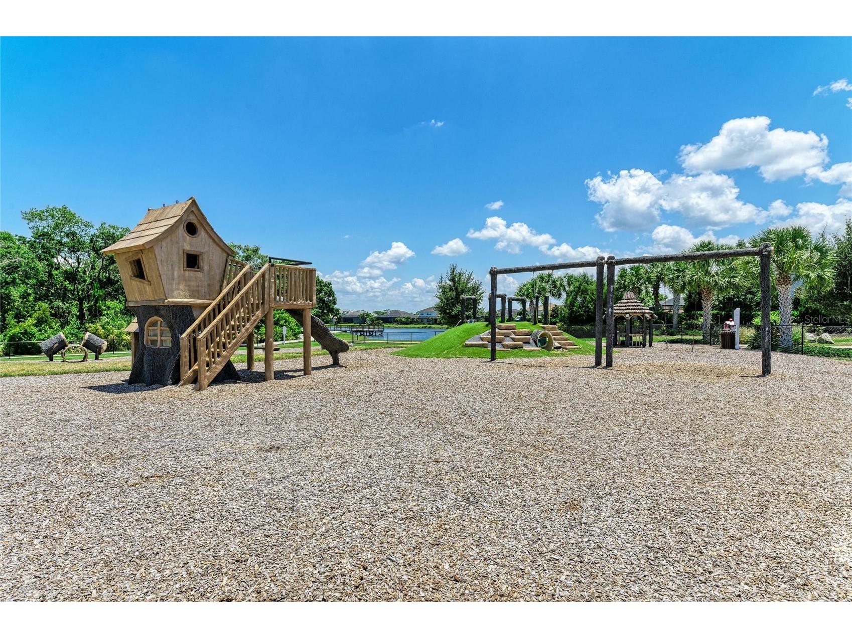 12151 Cranston Way Lakewood Ranch FL 34211 A4692938 image71