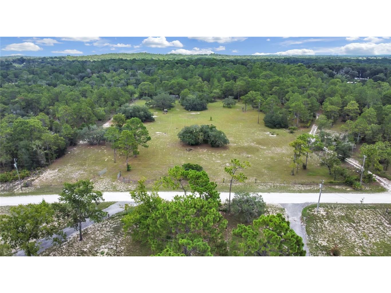 12152 & 12160 Dry Creek Ranch Road Brooksville FL 34614 T3548134 image1