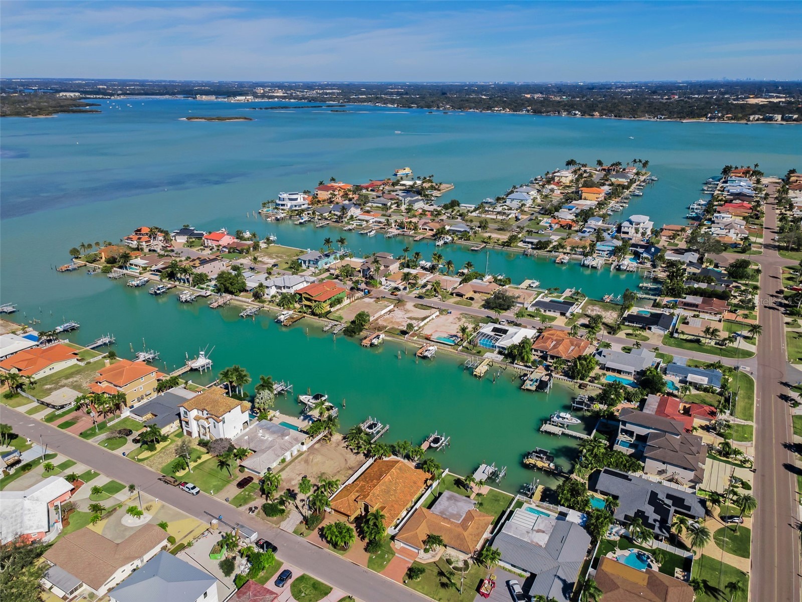 12155 5th Street E Treasure Island FL 33706 TB8467803 image1