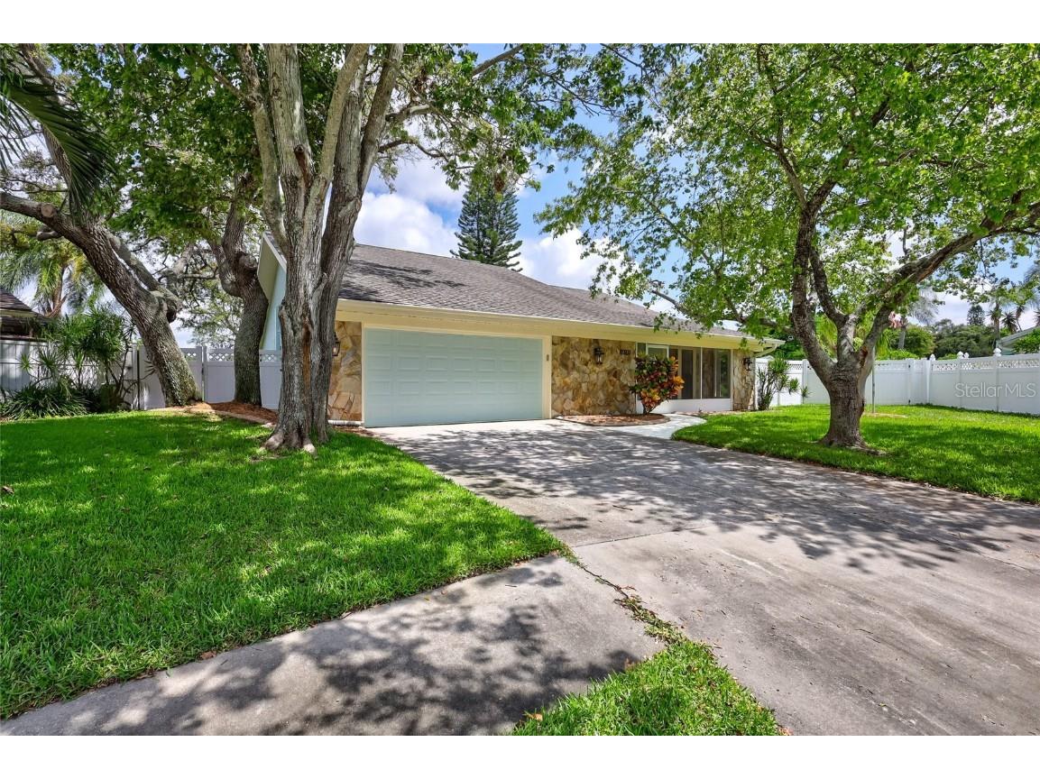 12155 Meadowbrook Lane Largo FL 33774 TB8300149 image1