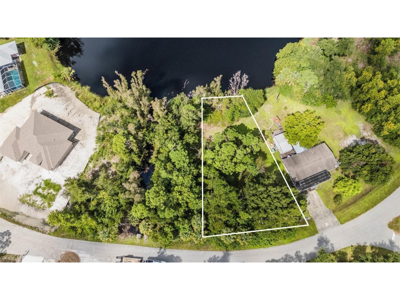 12159 Del Rio Drive Punta Gorda FL 33955 C7497568 image1