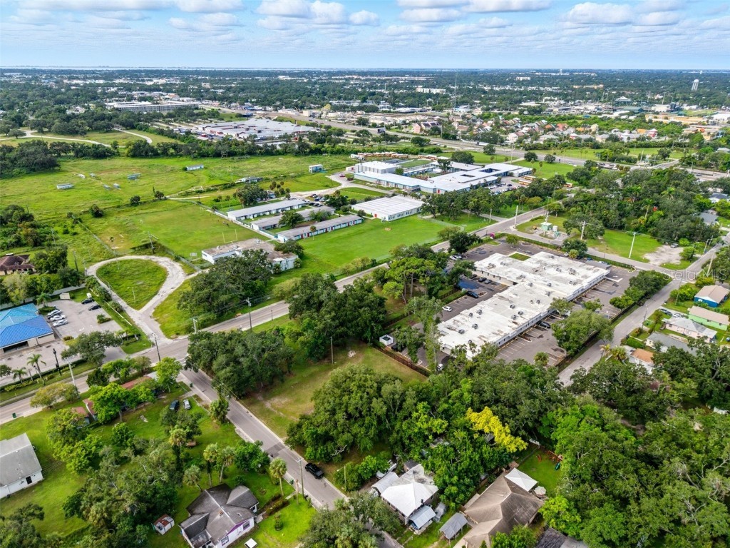 1216 6th Street E Bradenton FL 34208 A4665437 image17