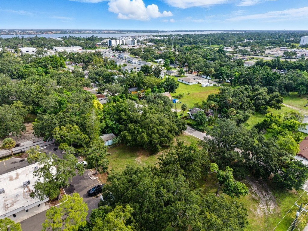 1216 6th Street E Bradenton FL 34208 A4665437 image25